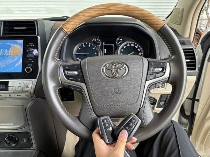 LAND CRUISER PRADO