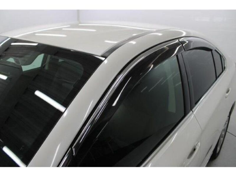 LEGACY B4