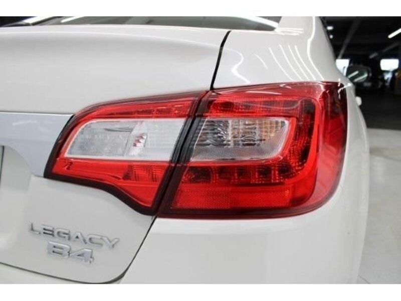 LEGACY B4
