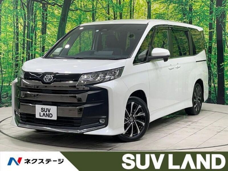 TOYOTA NOAH