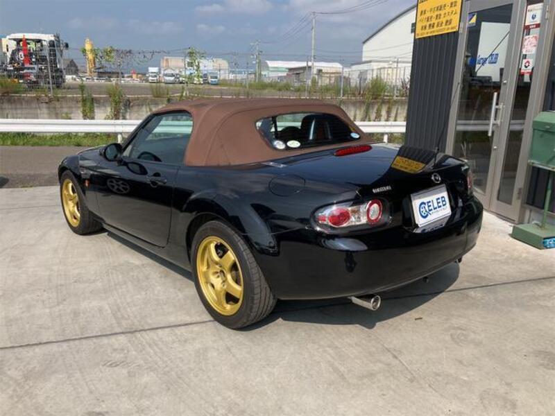ROADSTER