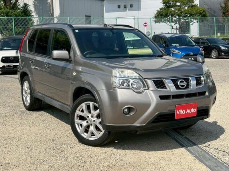 X-TRAIL