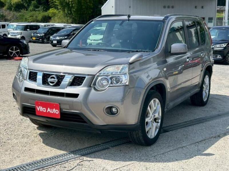 X-TRAIL