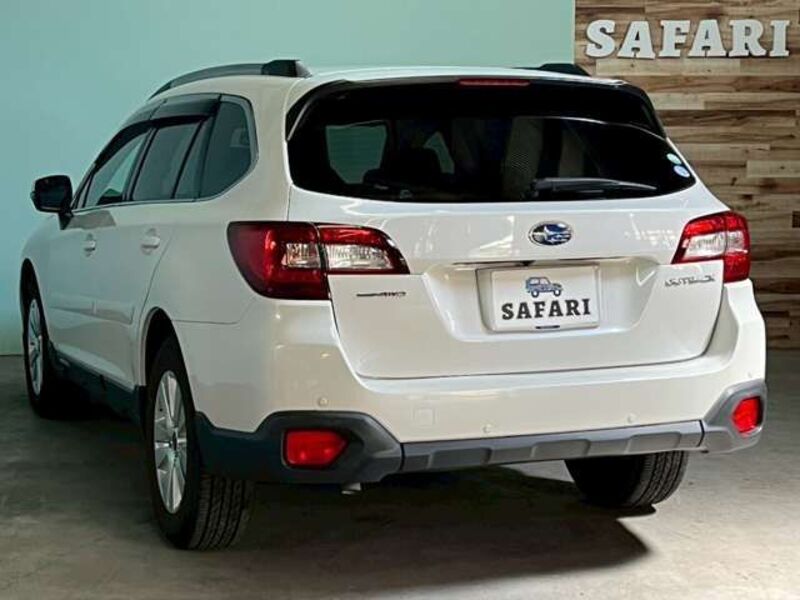 LEGACY OUTBACK