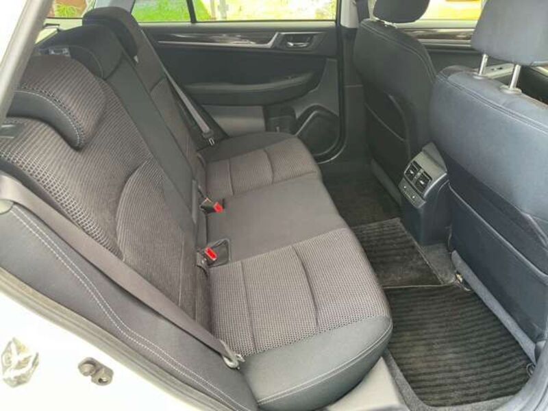 LEGACY OUTBACK