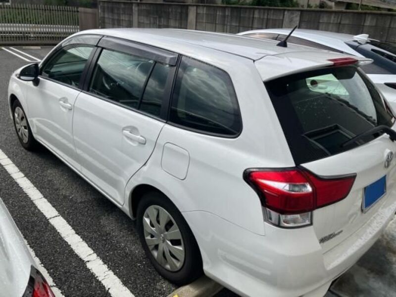 COROLLA FIELDER