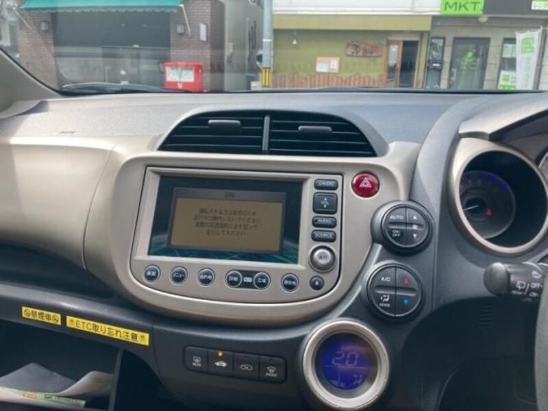 FIT HYBRID