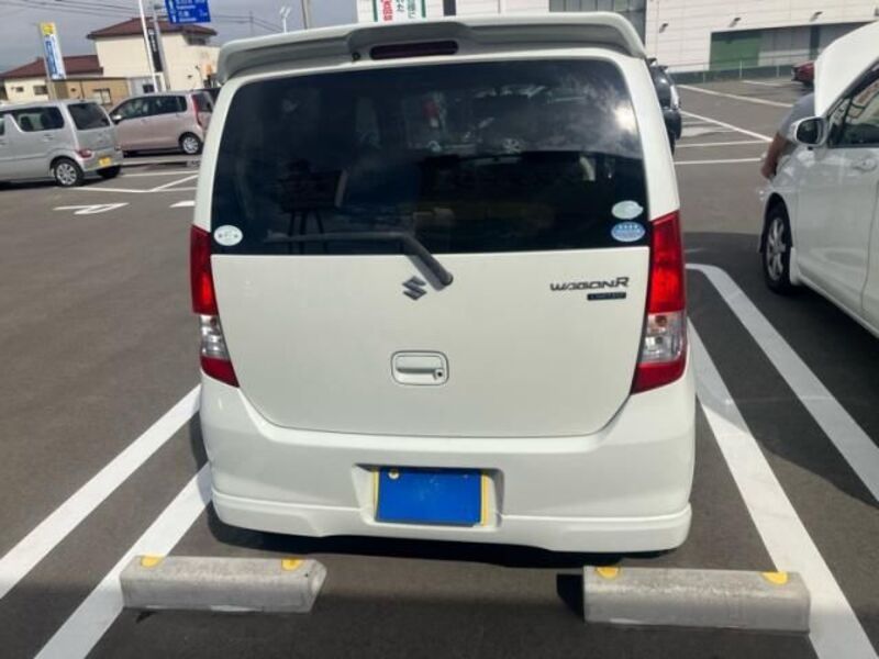 WAGON R