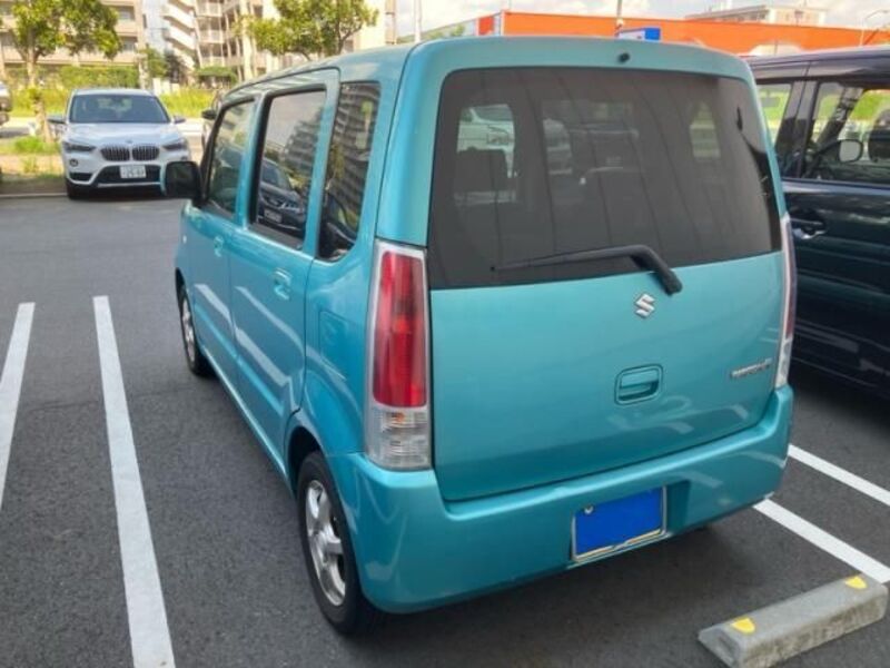 WAGON R