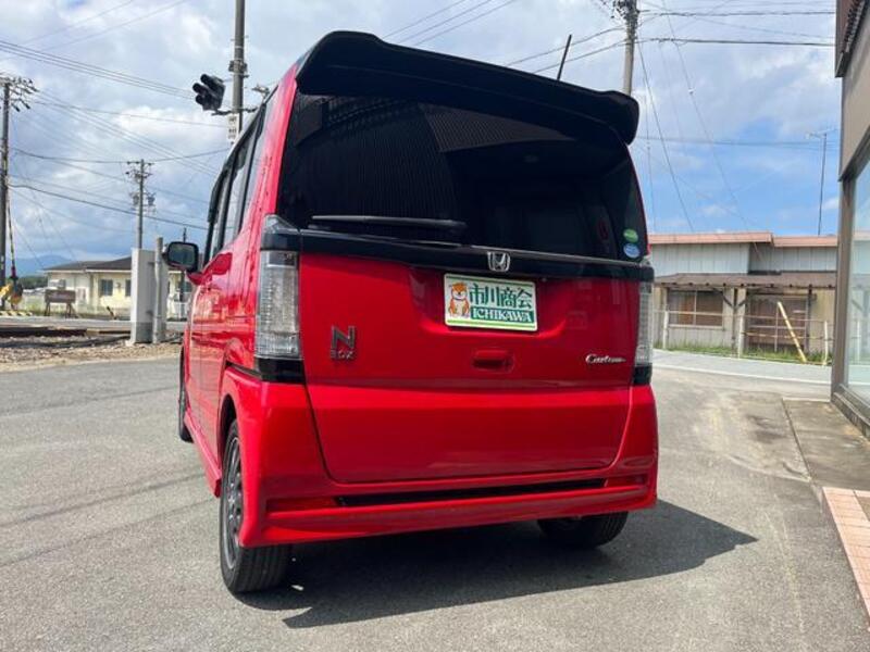 N BOX CUSTOM