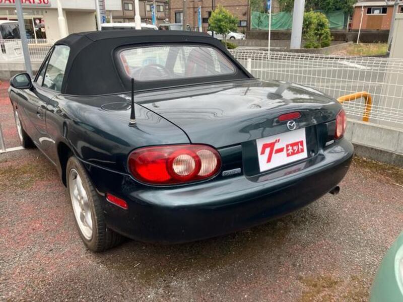 ROADSTER
