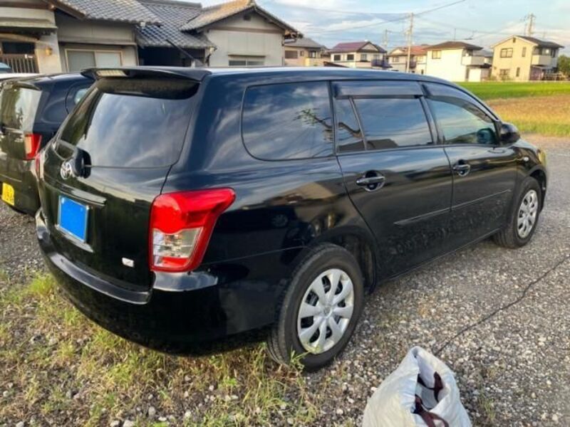 COROLLA FIELDER