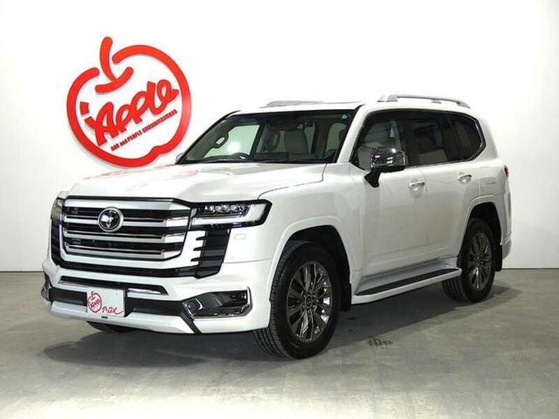 LAND CRUISER