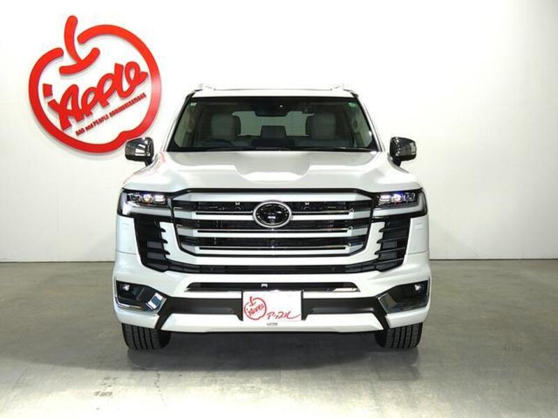 LAND CRUISER