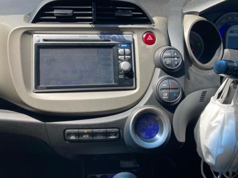 FIT HYBRID