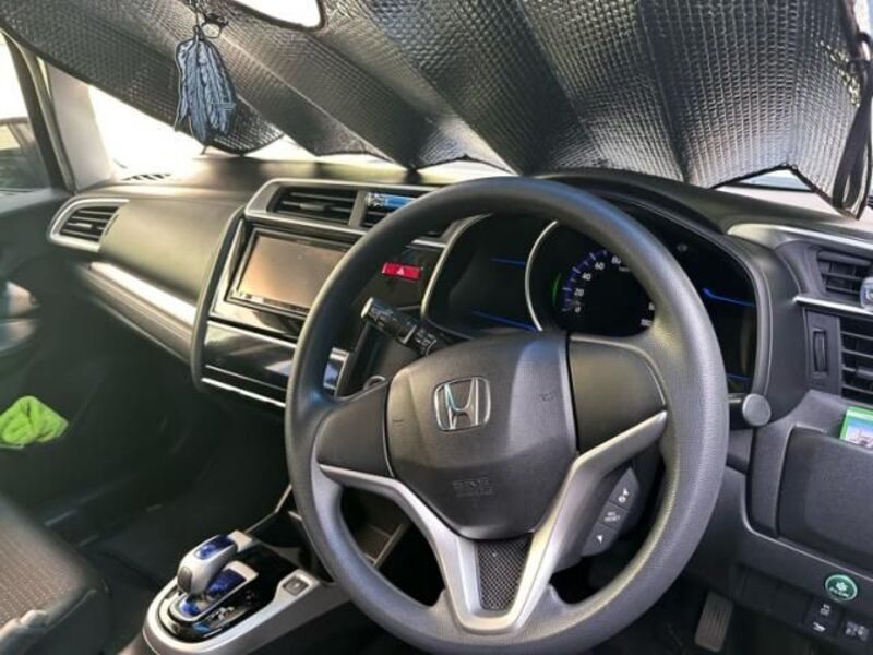 FIT HYBRID