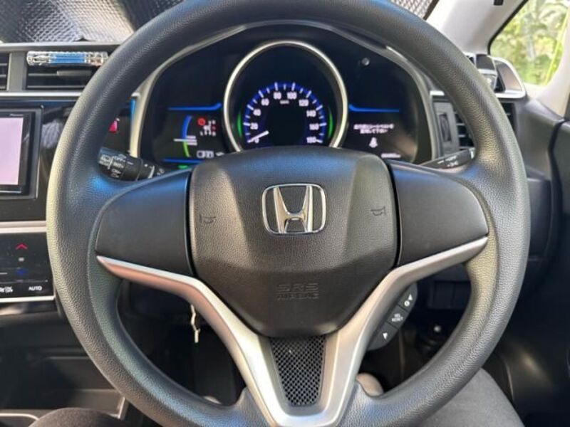 FIT HYBRID