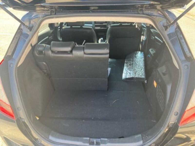 FIT HYBRID