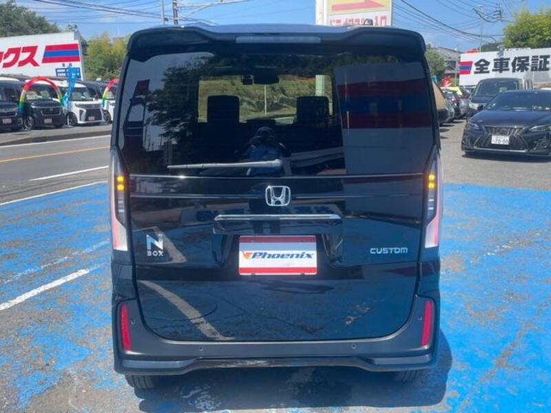 N BOX CUSTOM