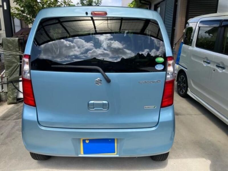 WAGON R