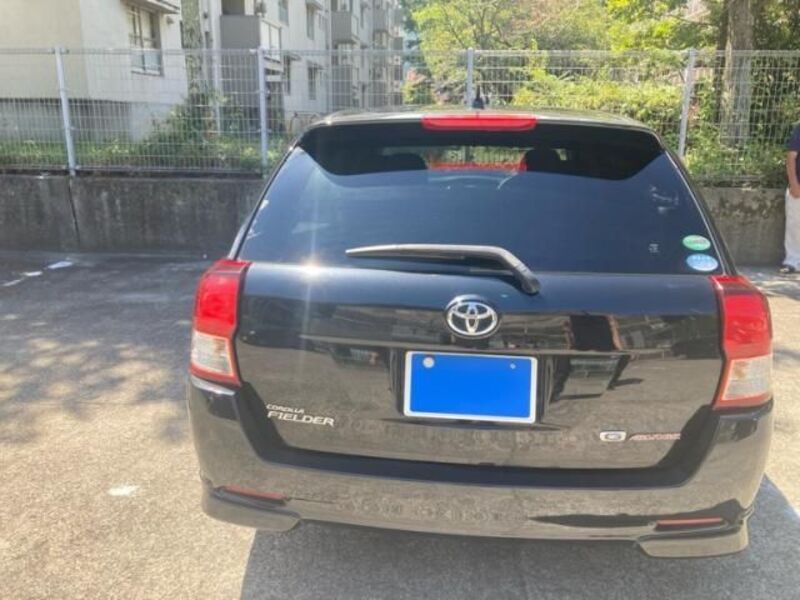 COROLLA FIELDER