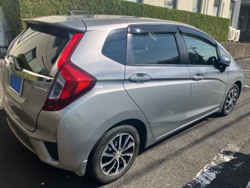 FIT HYBRID