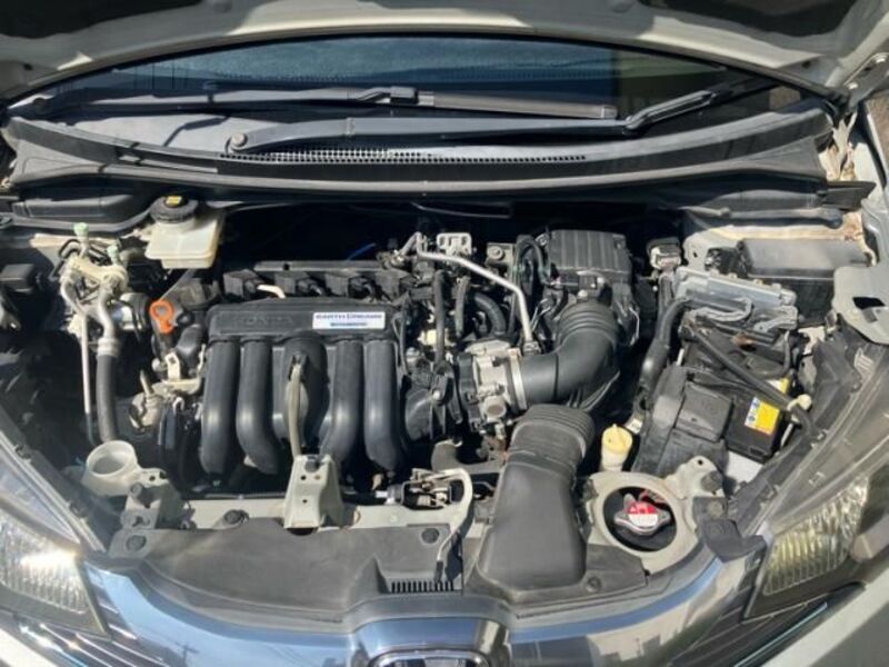 FIT HYBRID
