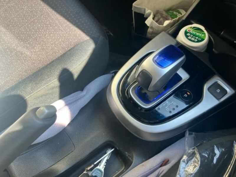 FIT HYBRID
