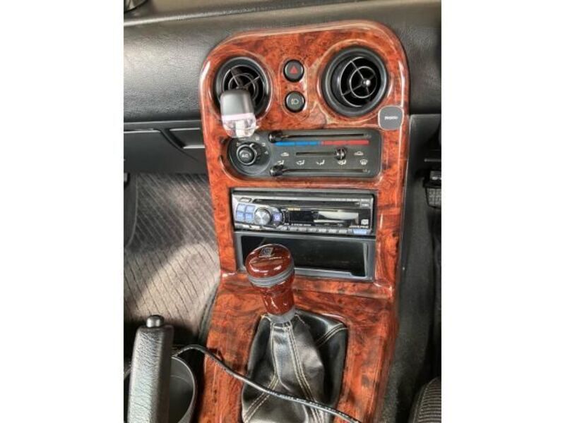 EUNOS ROADSTER