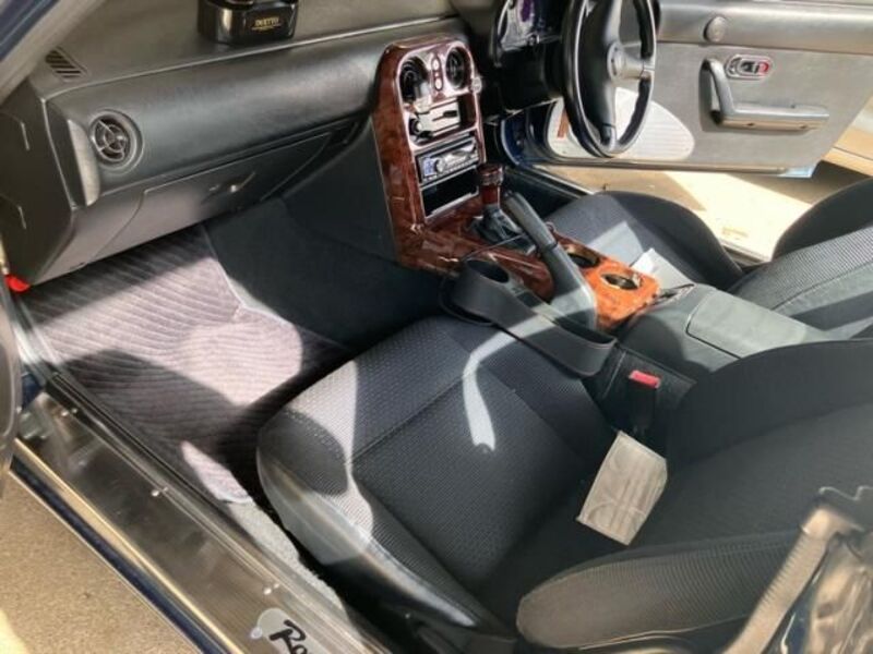 EUNOS ROADSTER