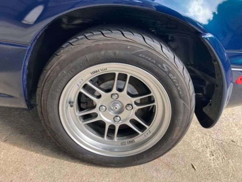 EUNOS ROADSTER