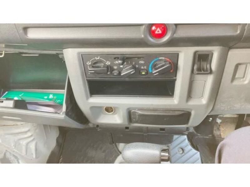 MINICAB VAN