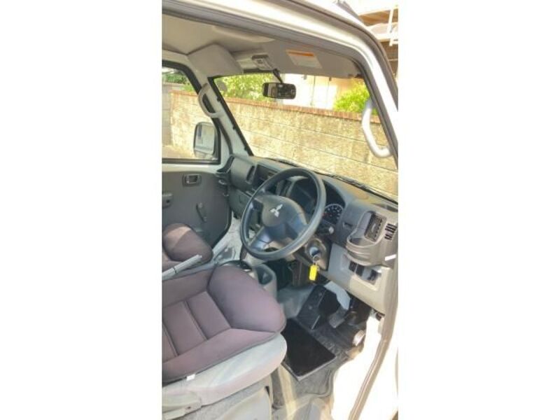 MINICAB VAN