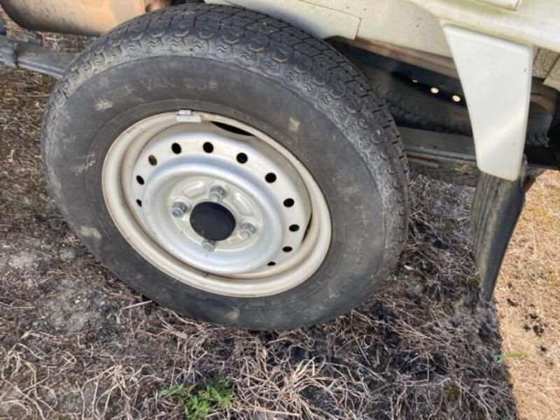CARRY TRUCK
