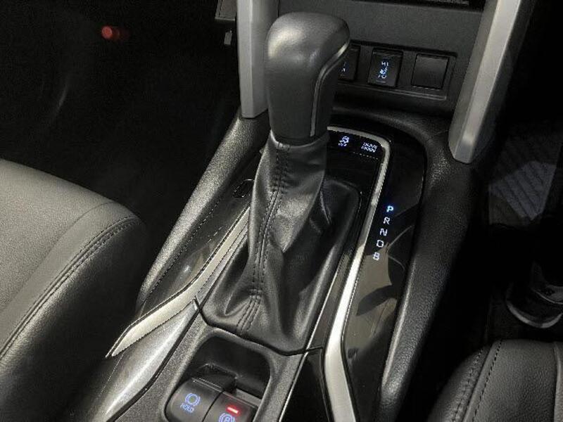 COROLLA CROSS
