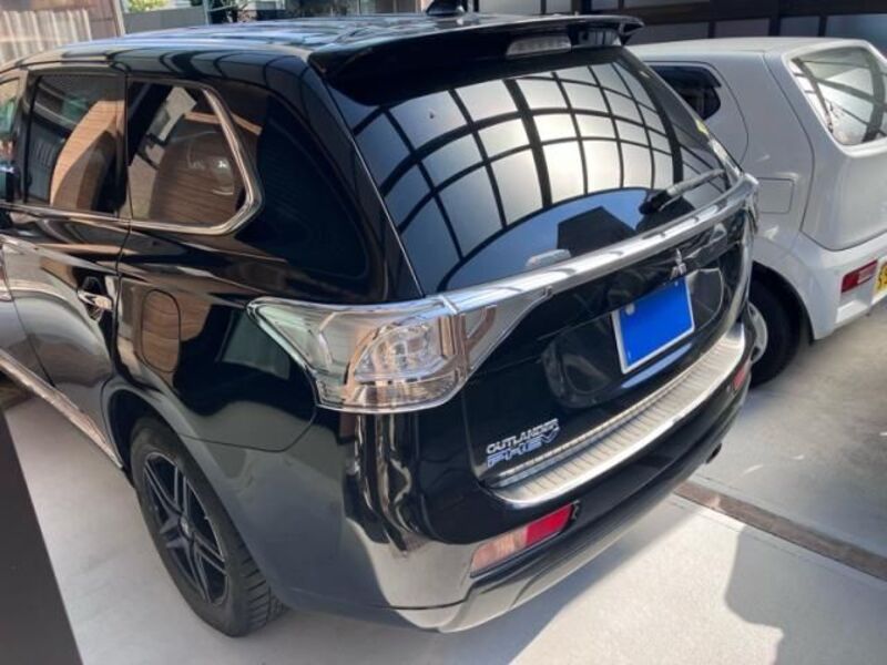 OUTLANDER PHEV