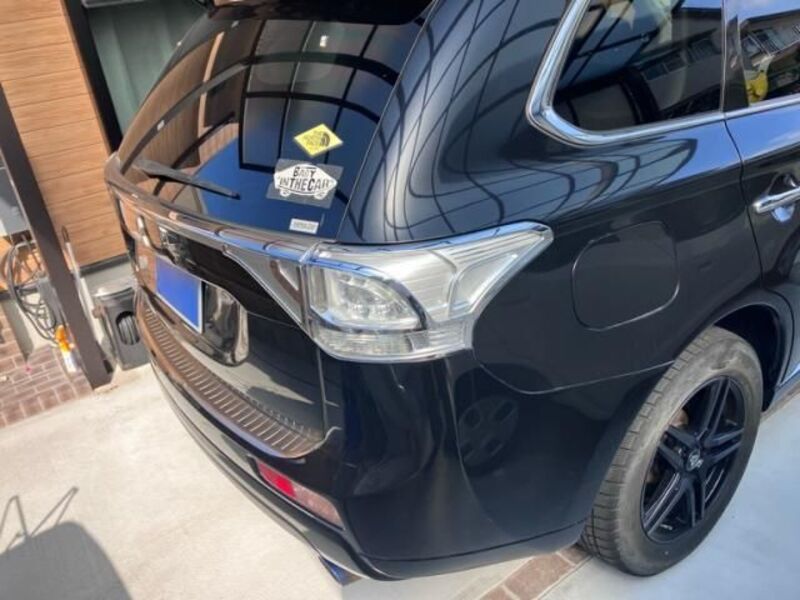 OUTLANDER PHEV