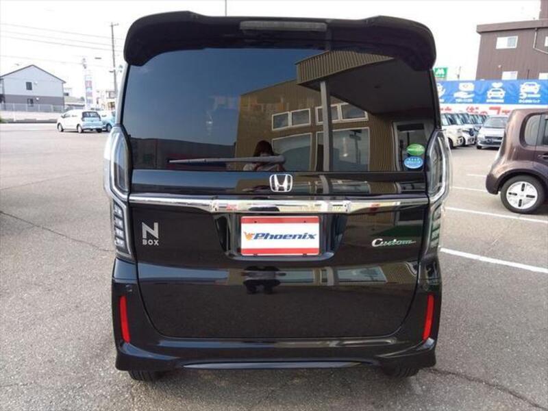 N BOX CUSTOM