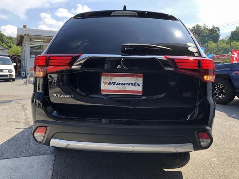 OUTLANDER
