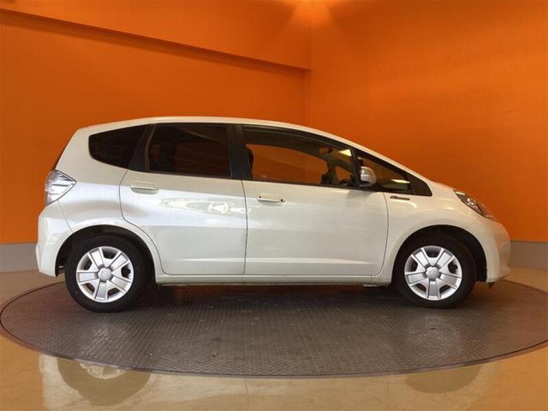 FIT HYBRID
