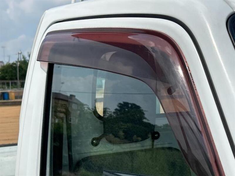 MINICAB TRUCK