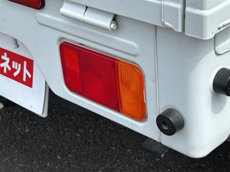 MINICAB TRUCK
