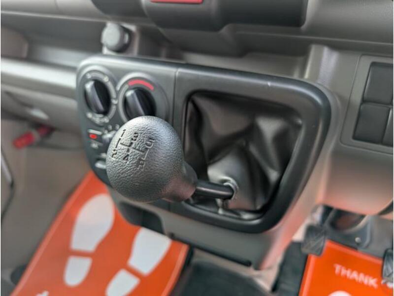 MINICAB VAN