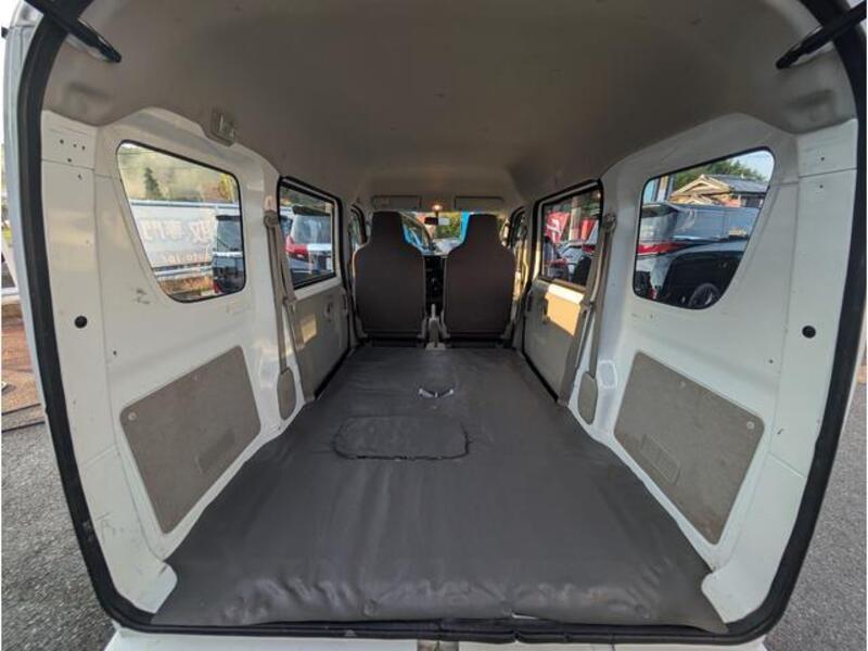 MINICAB VAN