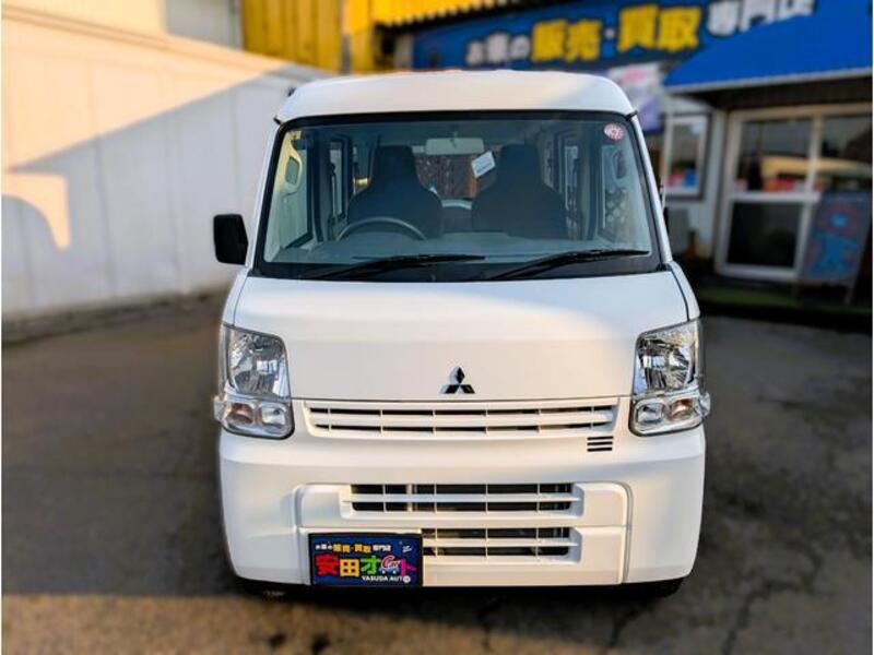 MINICAB VAN