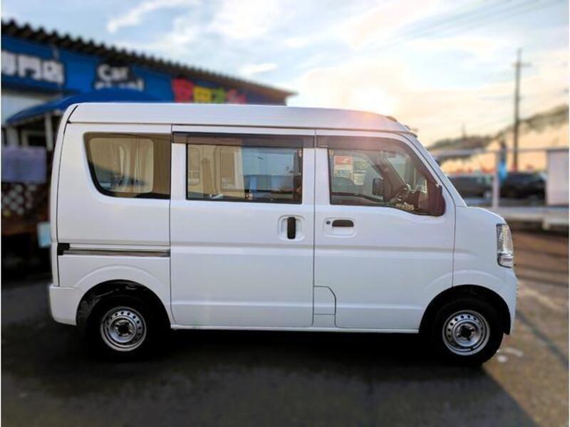 MINICAB VAN