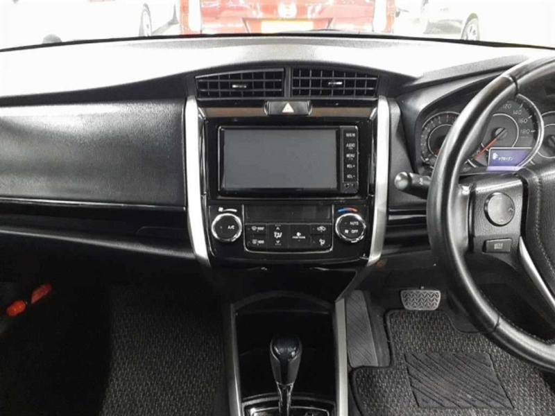 COROLLA AXIO