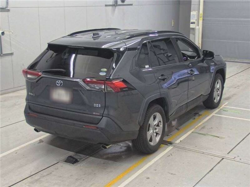 RAV4