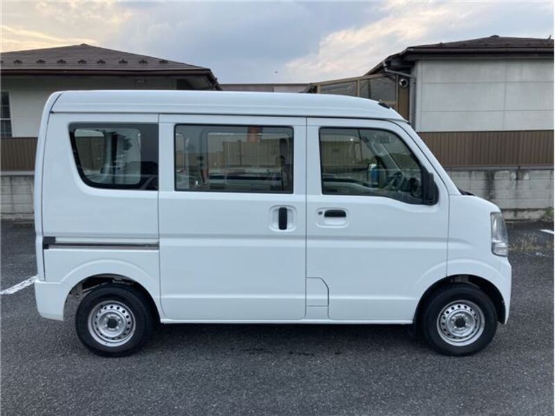 MINICAB VAN