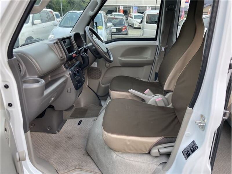 MINICAB VAN